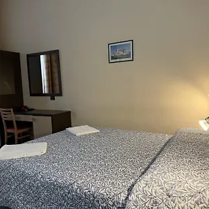 Clarian 3*, Rome Italië