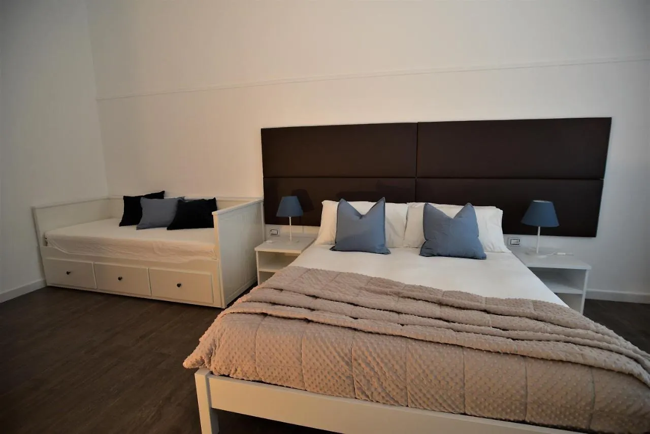 Banus Rooms Cagliari Italy